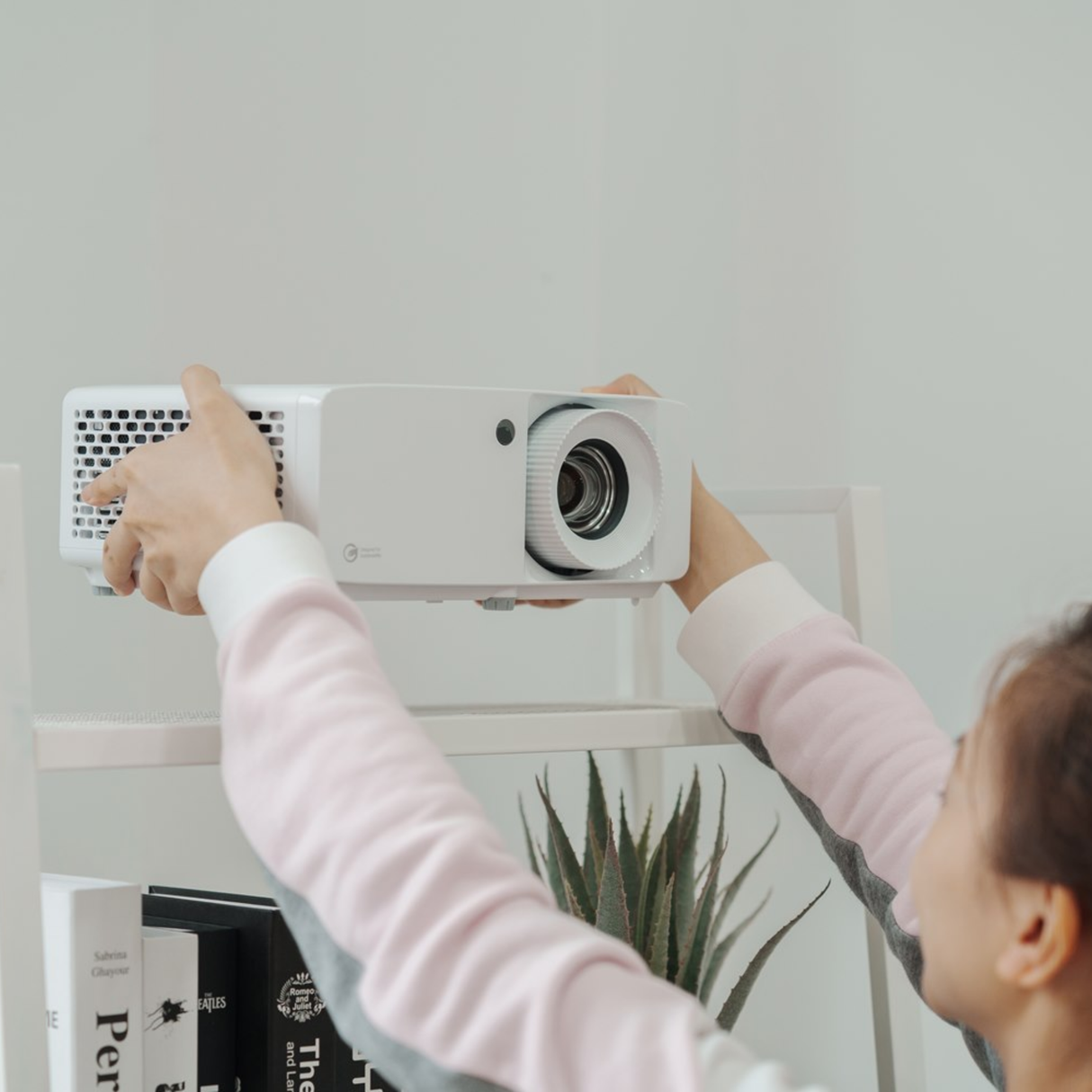 Optoma Wave 130RK - 4K UHD 4000 Lumens Home Cinema Laser Projector