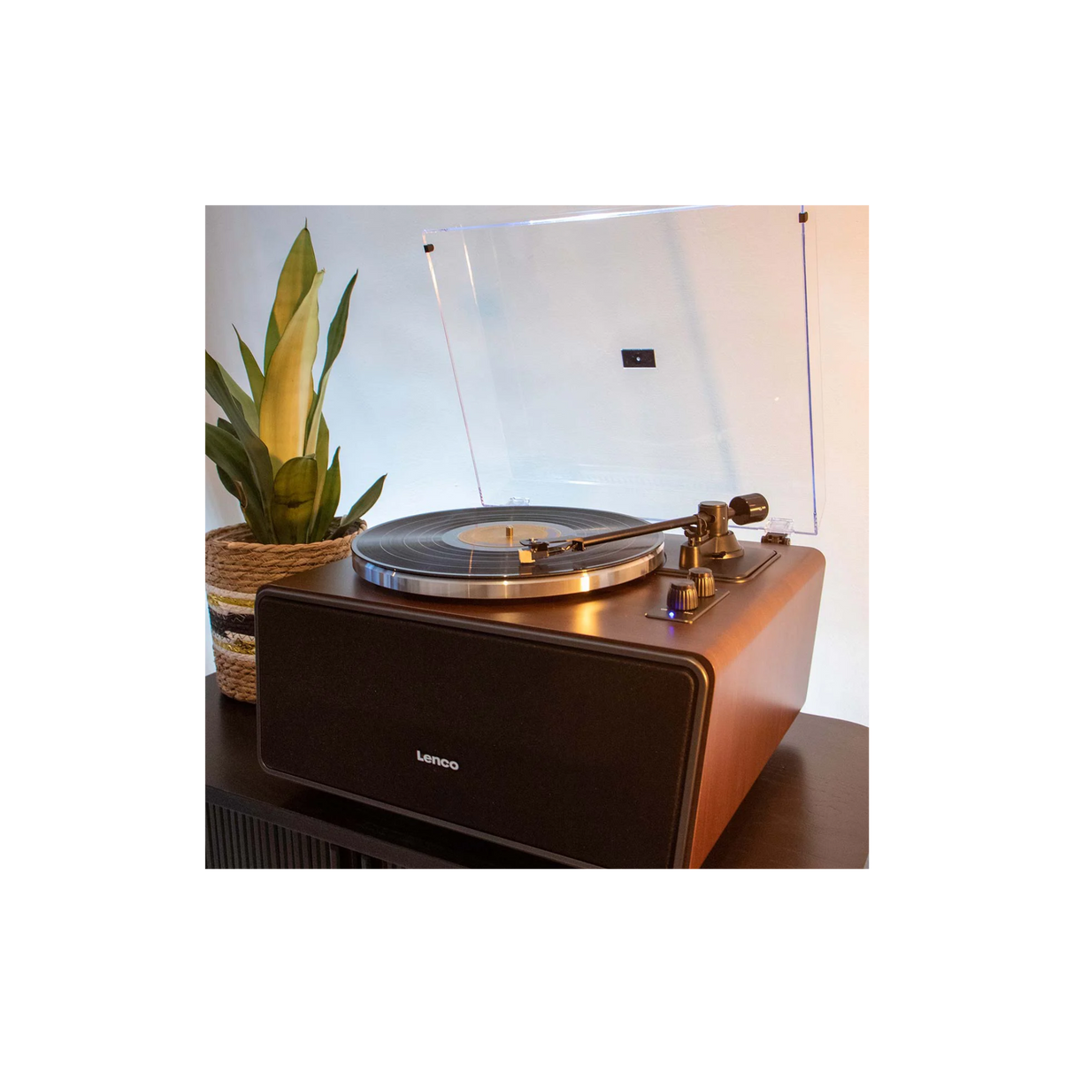 Lenco LS-470WA - Record Player with built-in speakers and Bluetooth (Walnut)