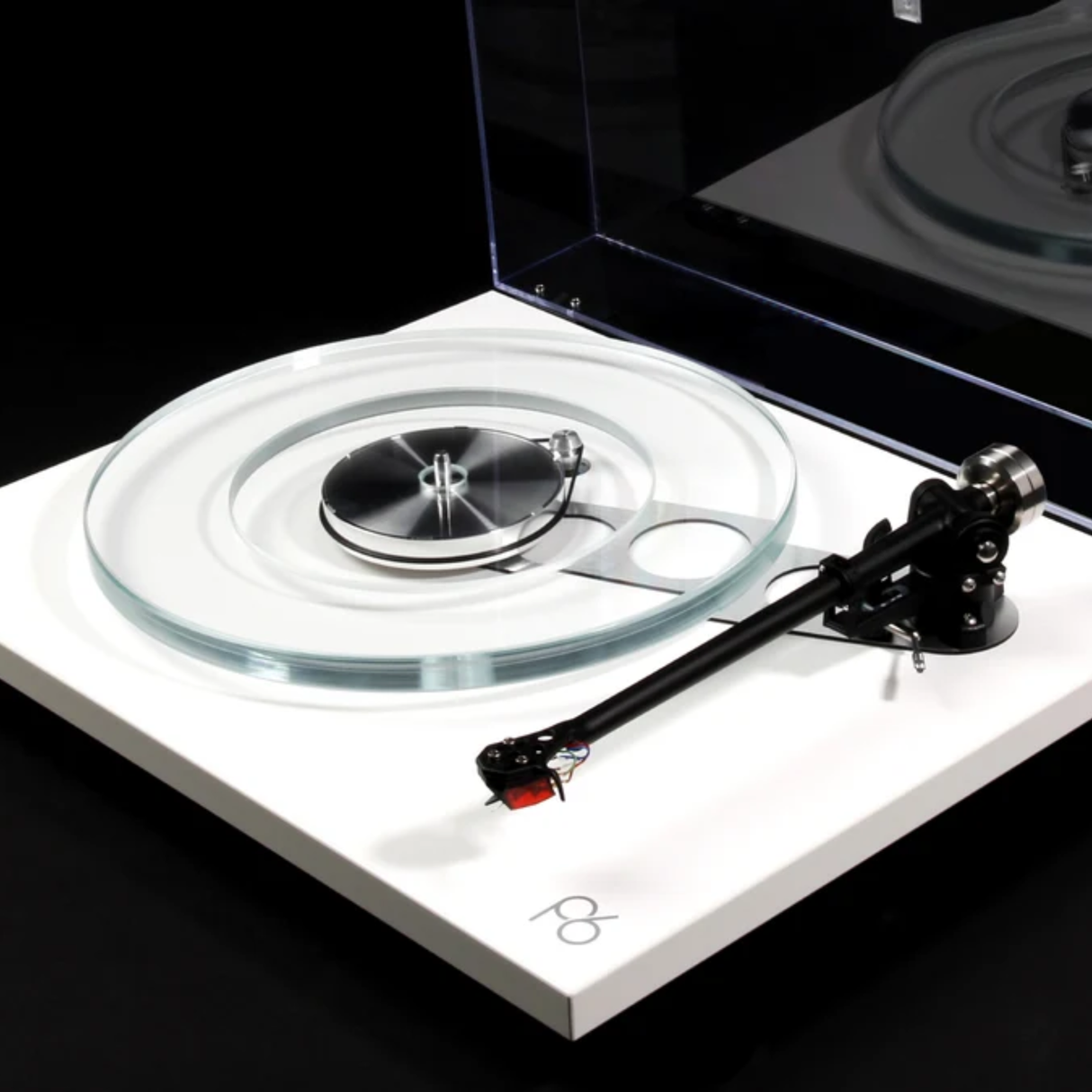 Rega Planar 6 Manual Belt-Drive Turntable (No Cartridge) (White)
