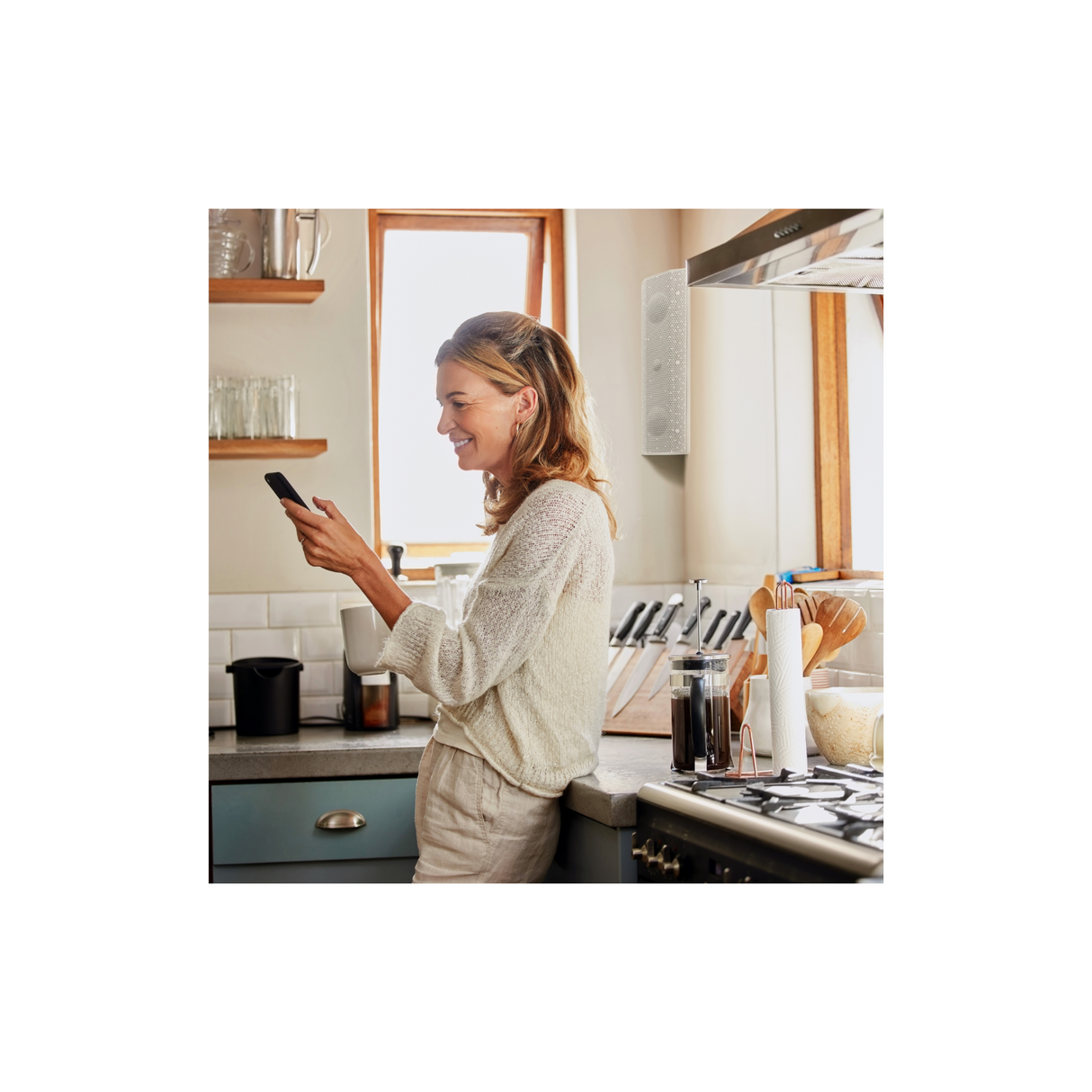 Lithe Audio 6800 iO1 Indoor/Outdoor Active Speaker with Wi-Fi Streaming, and Bluetooth (Each) (White)