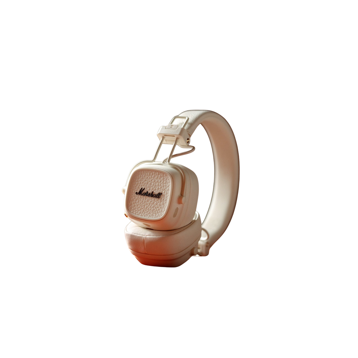 Marshall Major V Wireless on-ear headphones with 100+ hours of playtime (Cream)