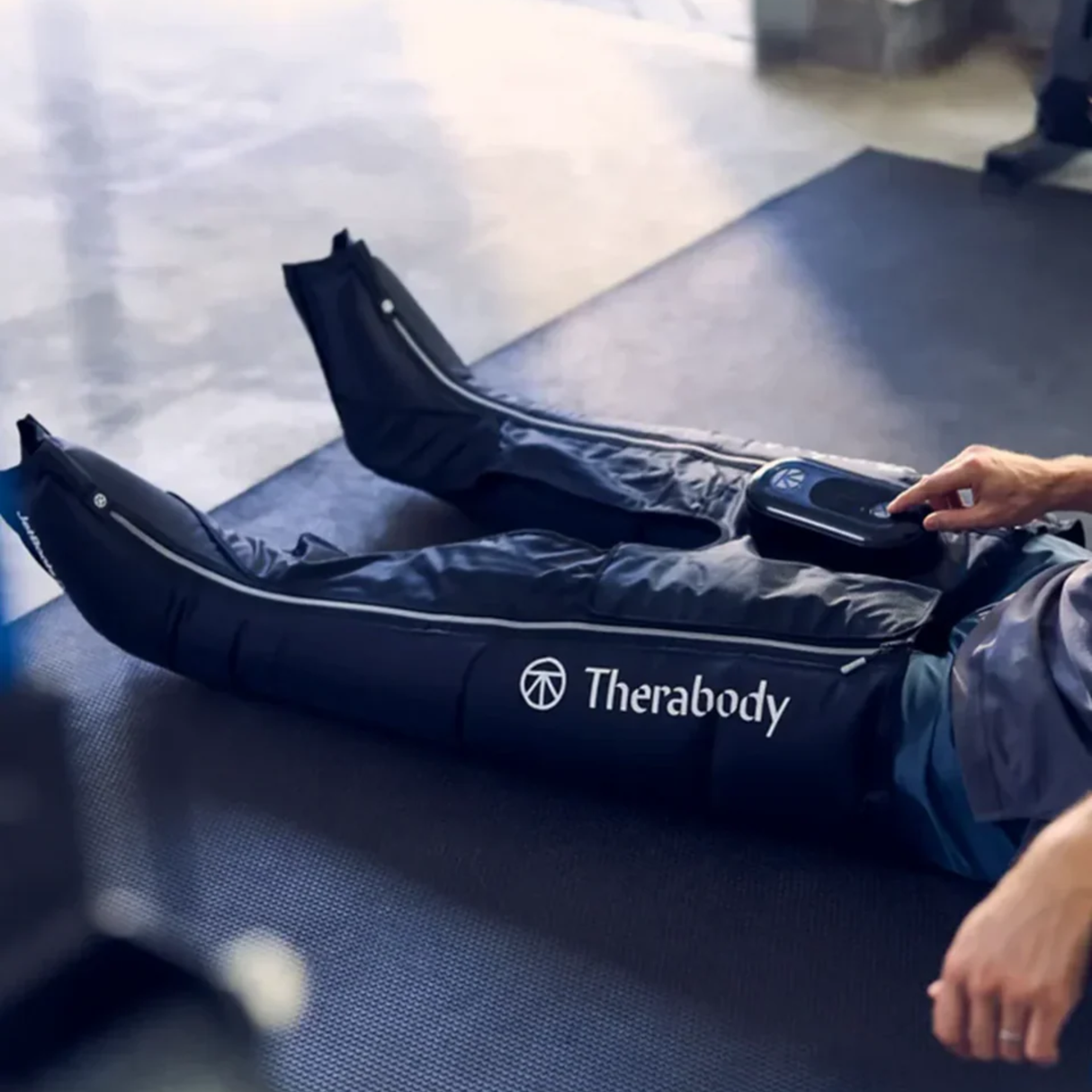 Therabody JetBoots Prime- Compression Massage Boots - Fully Wireless Air Circulation Muscle Recovery Device for Complete Pain Relief- Remote System with TruGrade & FastFlush Technology