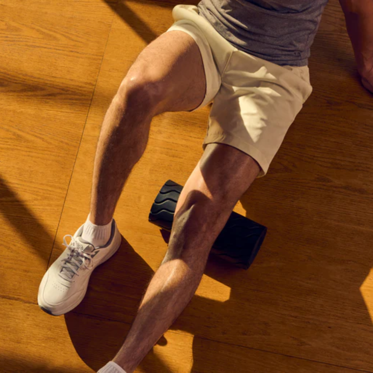 Theragun Wave Roller - Vibrating Bluetooth Enabled Smart Foam Roller (Black)