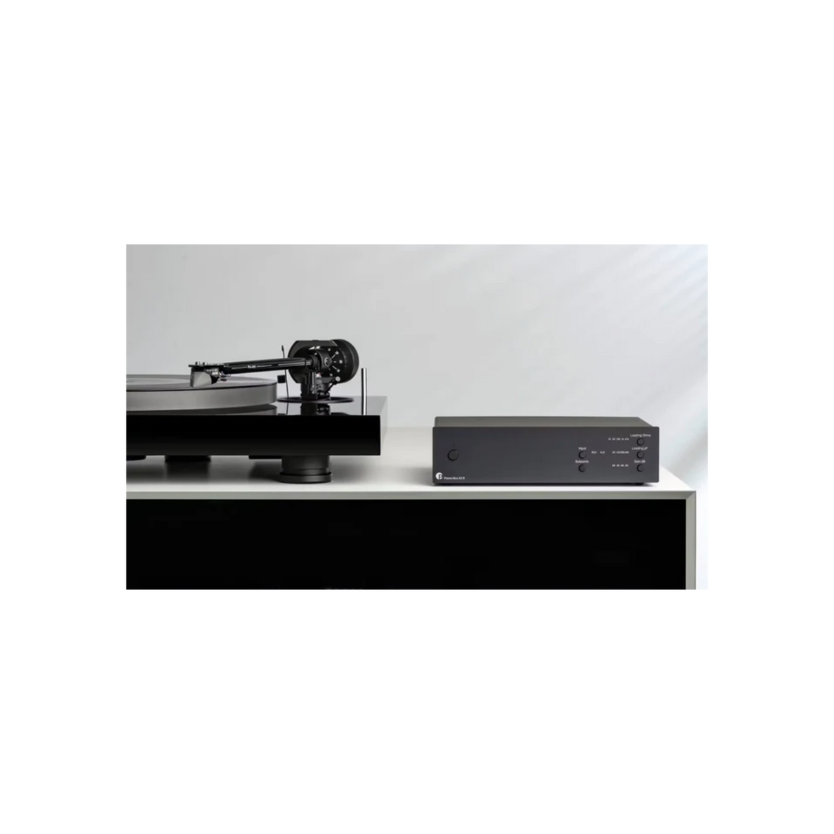 Pro-Ject Phono Box DS3 B - Balanced Phono Preamplifier (Black)