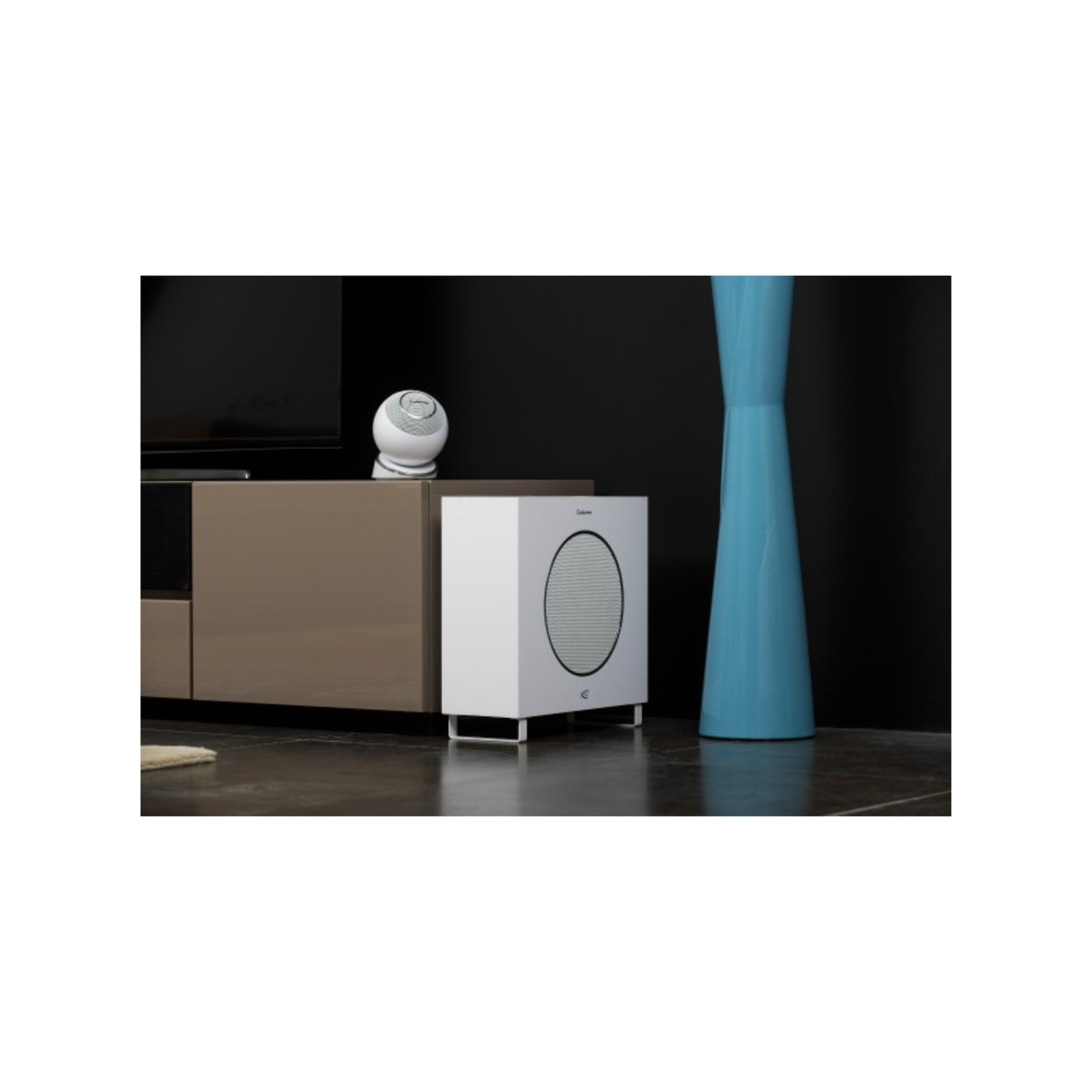 Cabasse Eole 4 - 2.1 On-Wall Speaker Package (White)