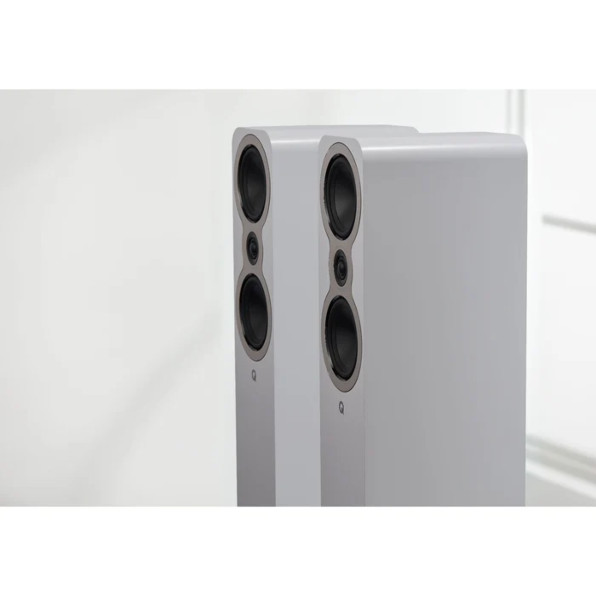Q Acoustics 3040C - 2-Way Floorstanding Speakers (Pair) (White)