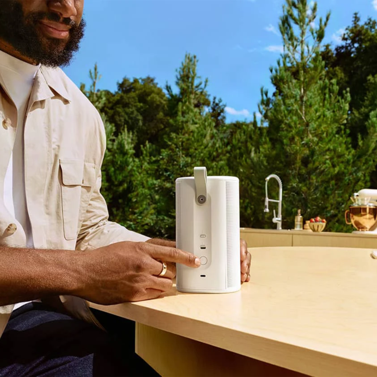 Sonos Play Portable Speaker with Wi-Fi, Bluetooth, Stereo Sound (White) (Pair) (Bundle Pack)