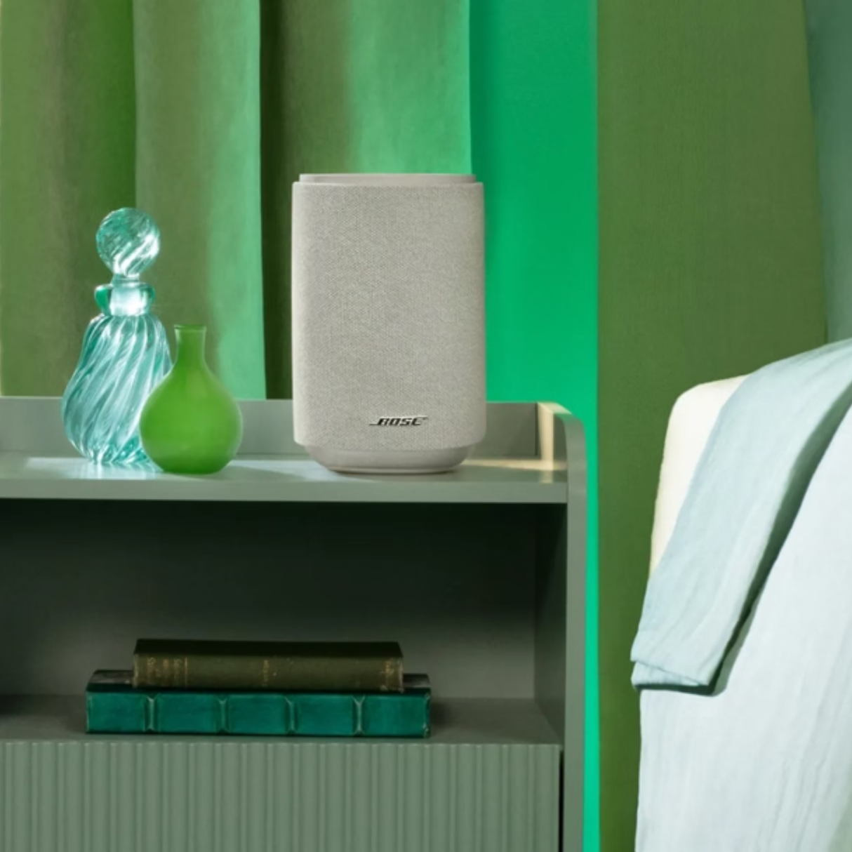 Bose Lifestyle Ultra Speaker - Wireless Home Speaker, TrueSpatial Audio, CleanBass, AirPlay & Google Cast (White)