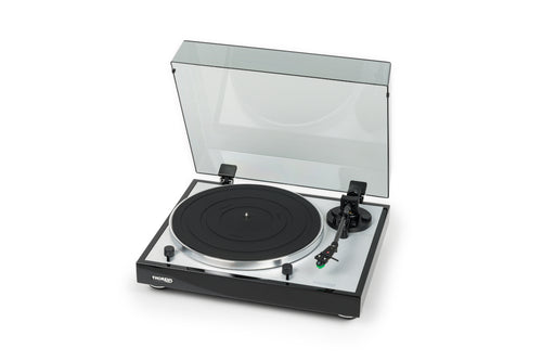 Thorens TD 402  - Direct Drive Turntable with preamplifier Inbuilt