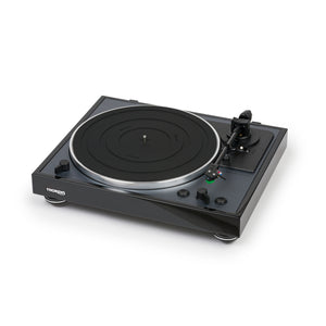 Thorens TD 102 A - Automatic Turntable with preamplifier Inbuilt